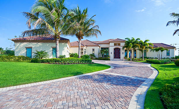 Best Driveway Pavers Contractor  in Clewiston, FL